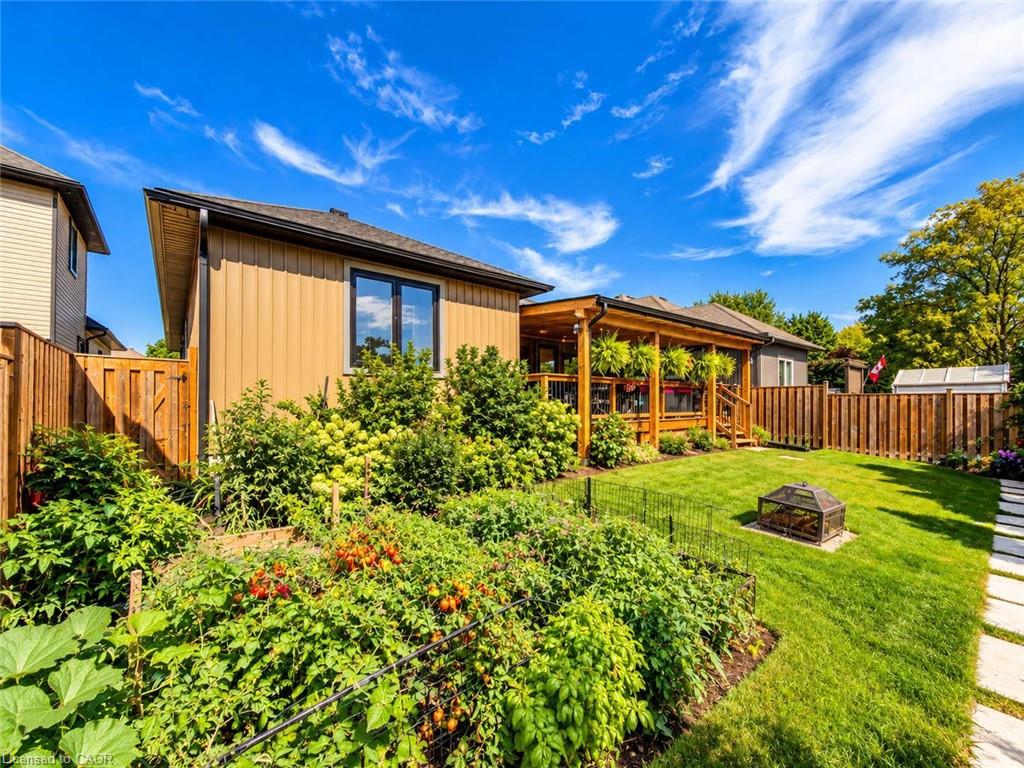 9 Postma Drive Property Photo 4