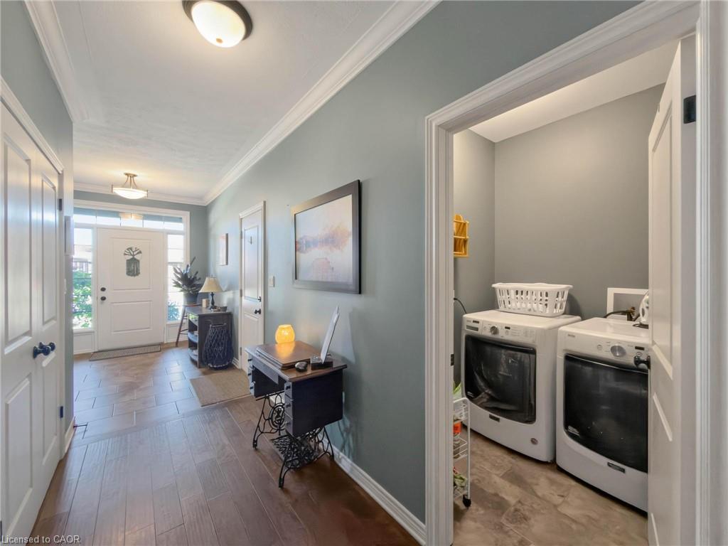 9 Postma Drive Property Photo 12
