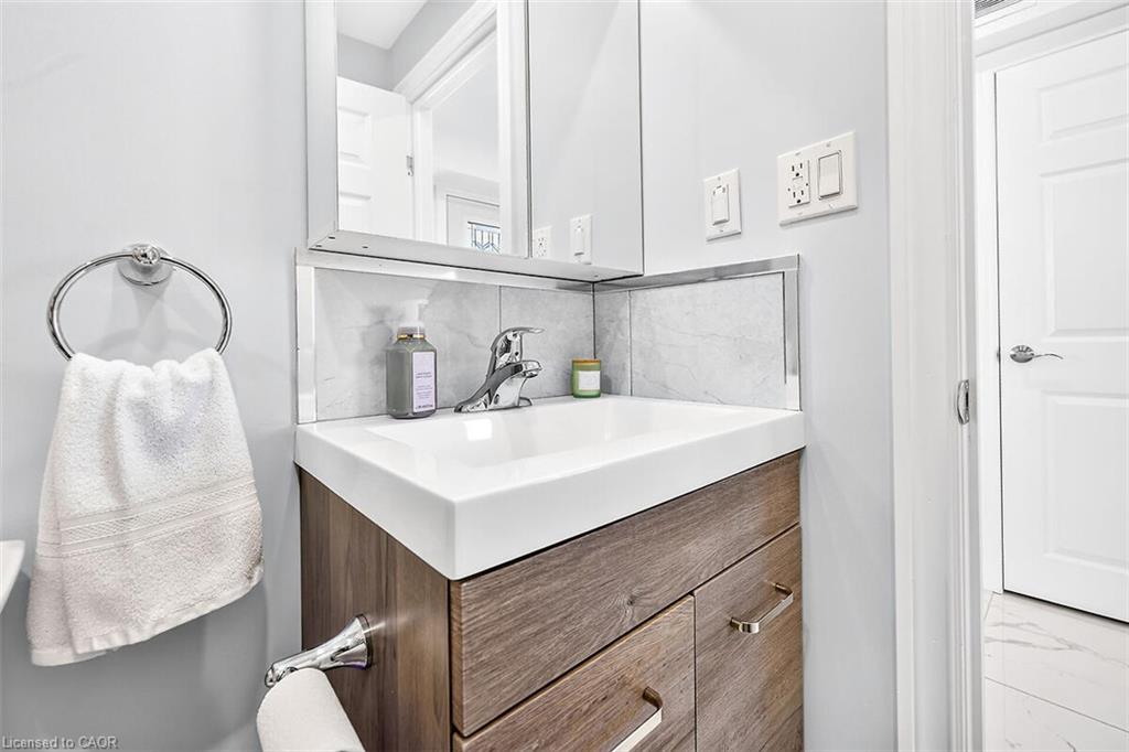 4 Albemarle Street Property Photo 17