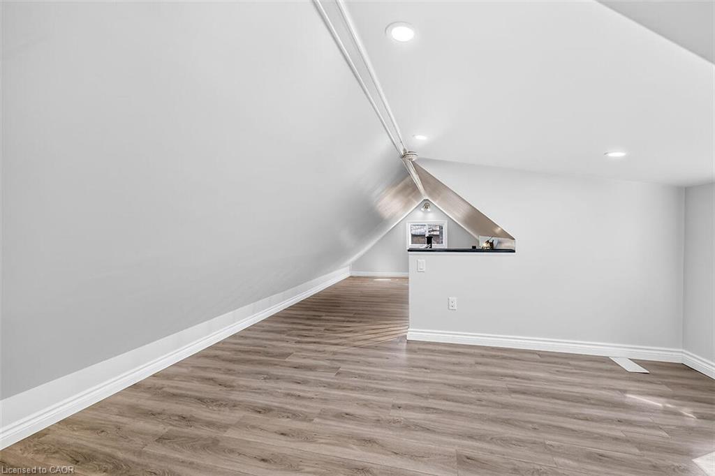 4 Albemarle Street Property Photo 25
