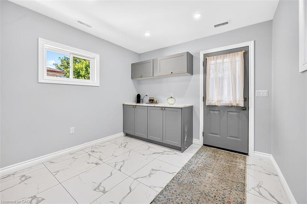 4 Albemarle Street Property Photo 27