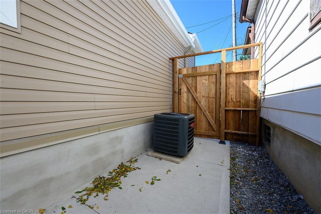 4 Albemarle Street Property Photo 39