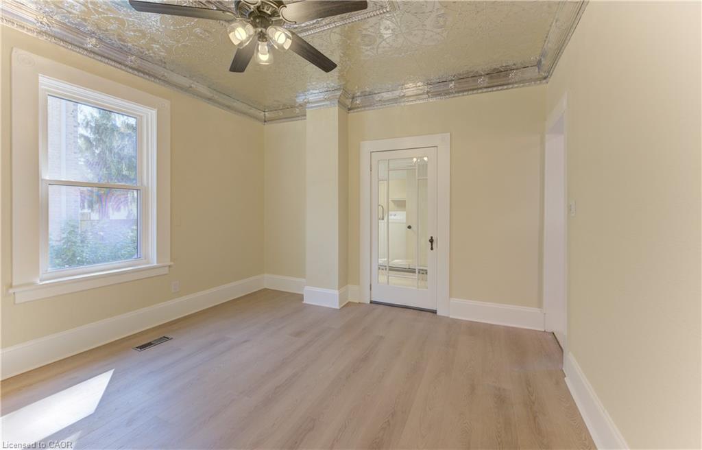 180 Hewat Street Property Photo 12