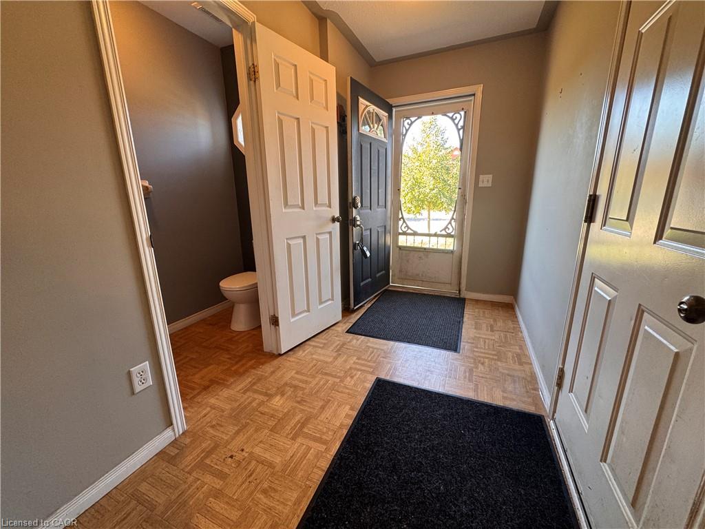 42 Swayze Court Property Photo 6