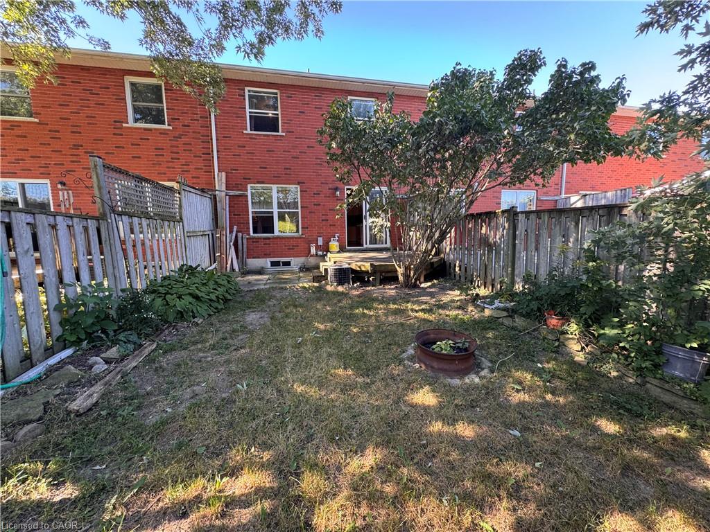 42 Swayze Court Property Photo 28