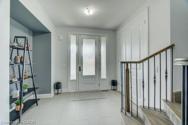 1080 Edinburgh Drive Property Photo 4