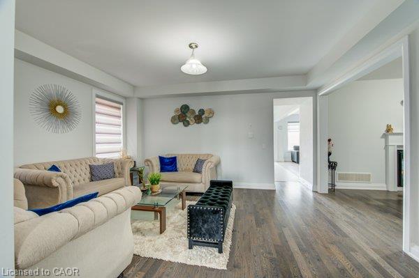 1080 Edinburgh Drive Property Photo 8