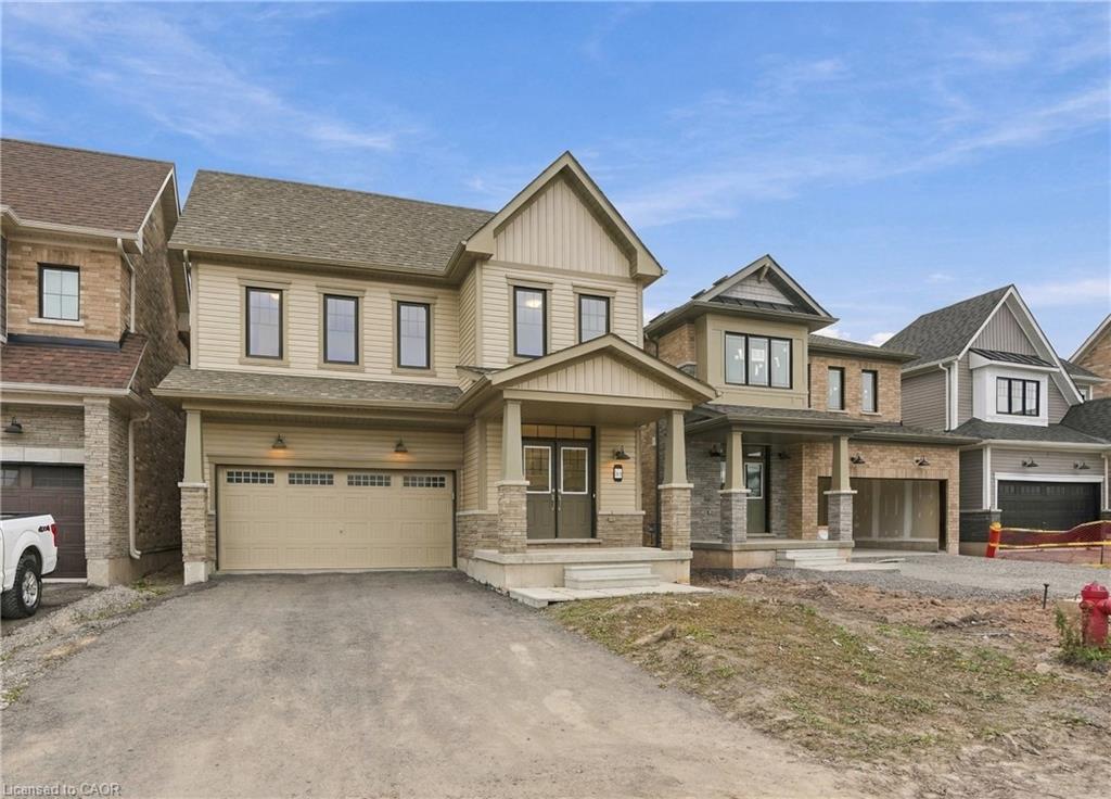 166 Aviron Crescent Property Photo 2