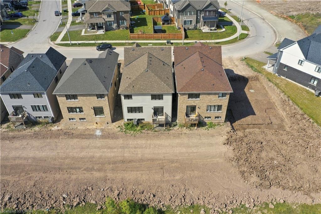 166 Aviron Crescent Property Photo 35
