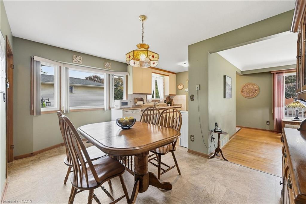 6495 Bracken Street Property Photo 10
