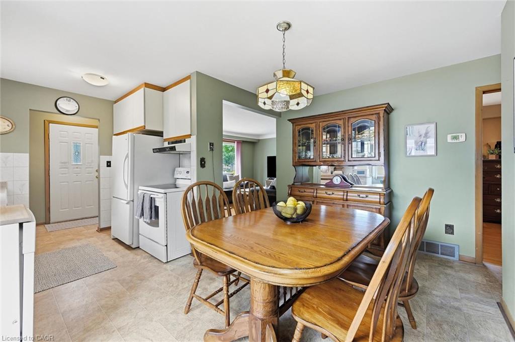 6495 Bracken Street Property Photo 11