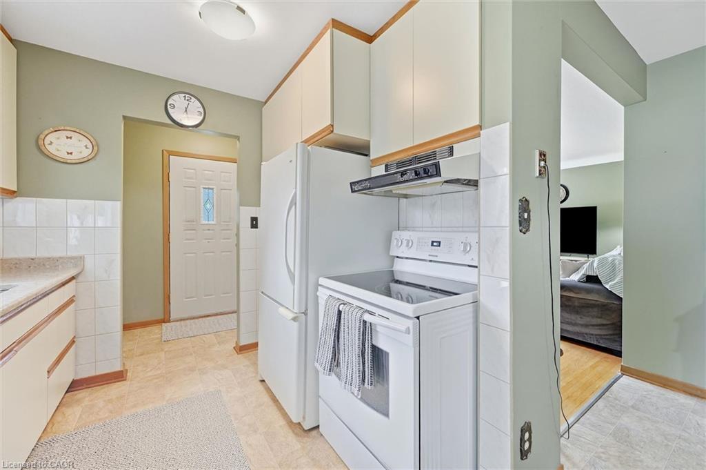 6495 Bracken Street Property Photo 13
