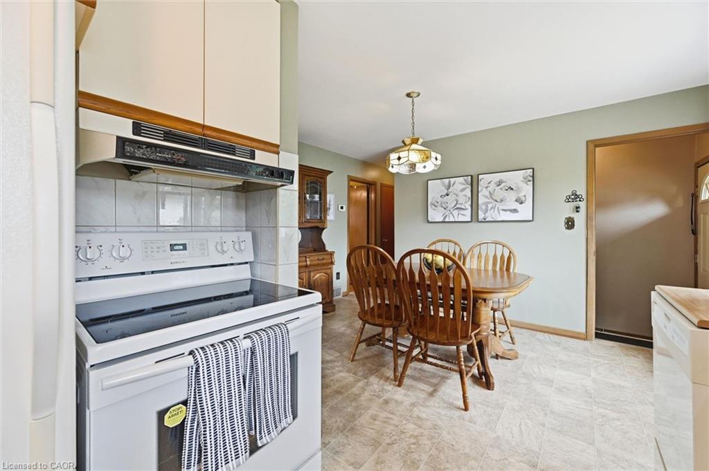6495 Bracken Street Property Photo 15
