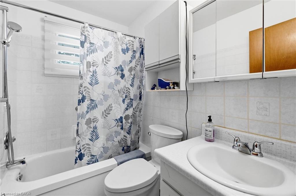 6495 Bracken Street Property Photo 20