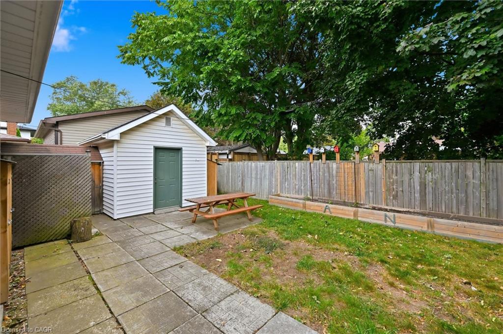 6495 Bracken Street Property Photo 34