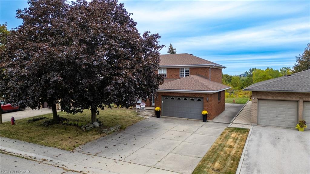 54 Monte Drive Property Photo 4