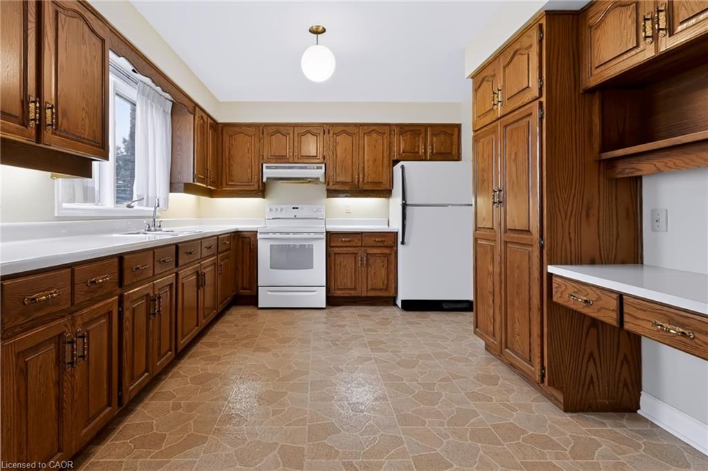 54 Monte Drive Property Photo 8
