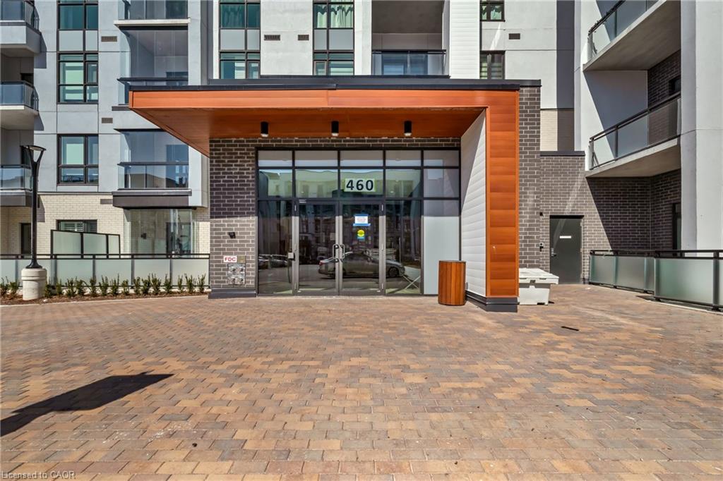 601-460 Gordon Krantz Avenue Property Photo 2