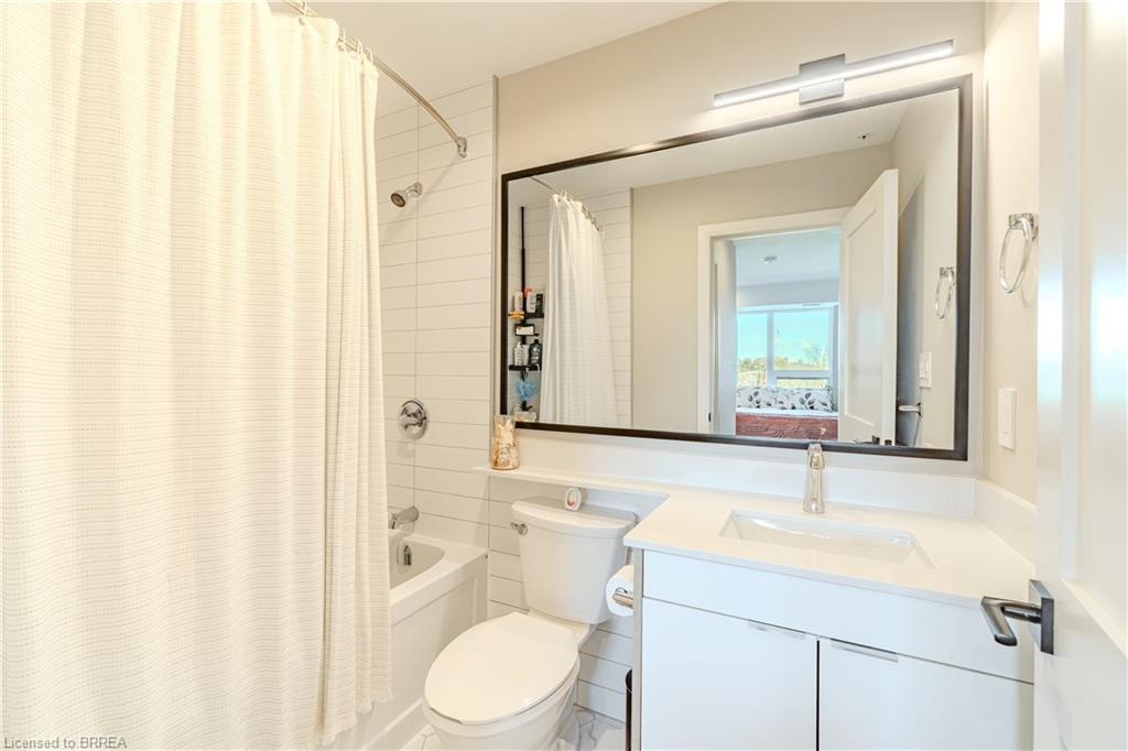 404-34 Norman Street Property Photo 9