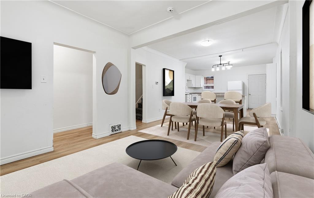 39 Burlington Street E Property Photo 7