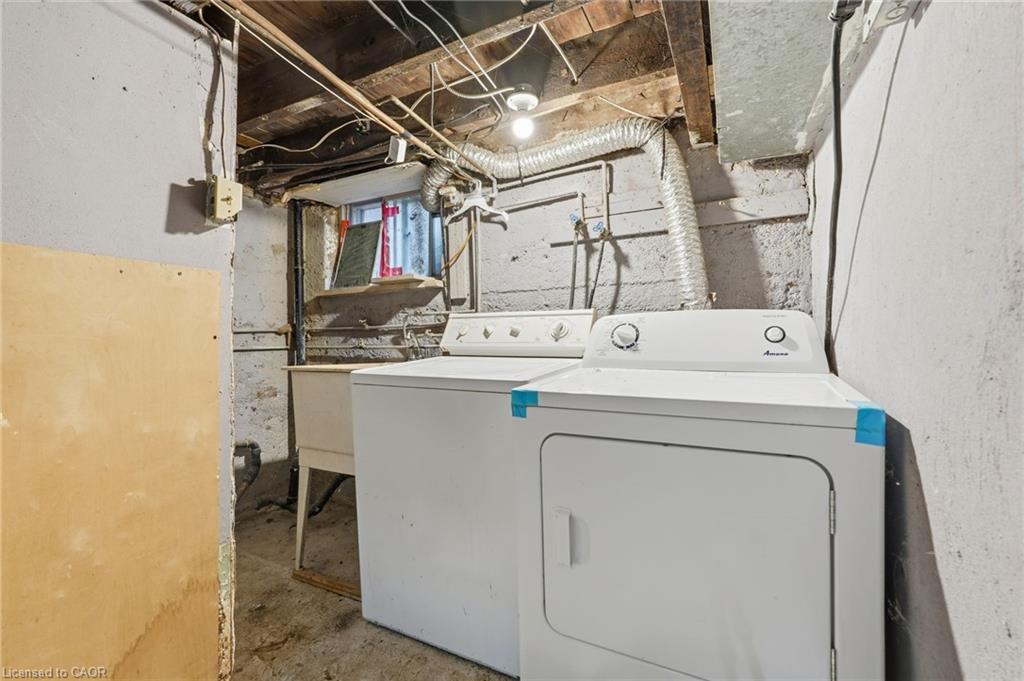 39 Burlington Street E Property Photo 23