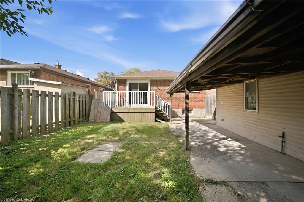 146 Superior Street Property Photo 34