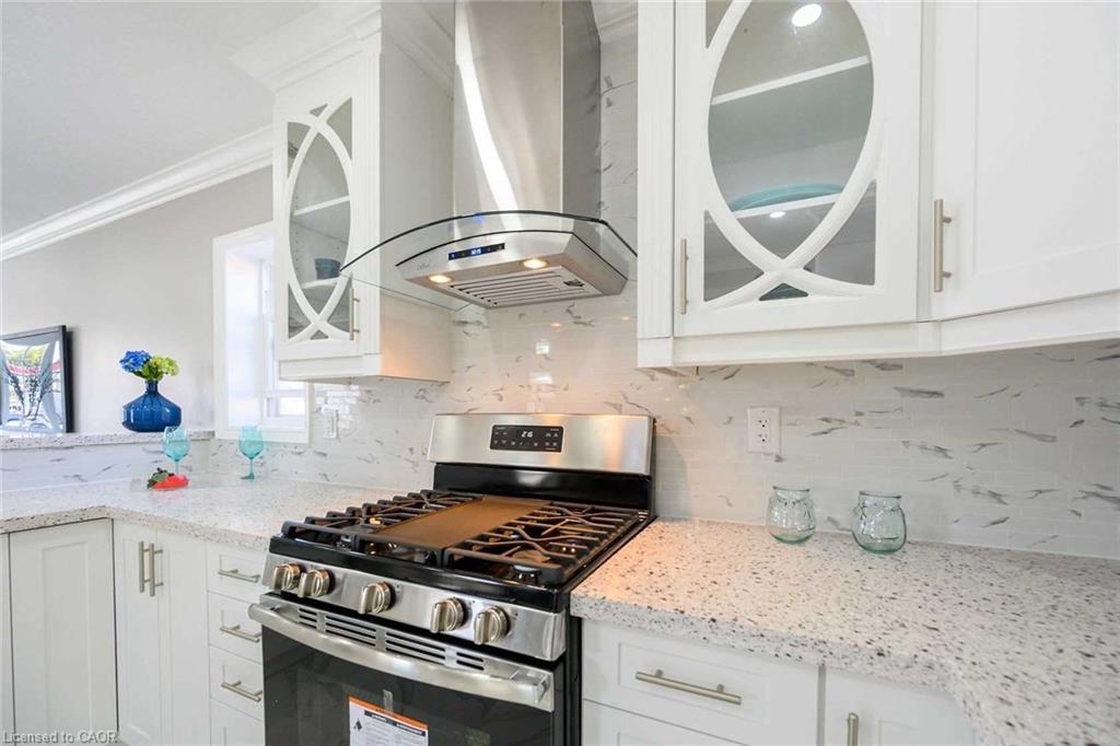 387 Upper Gage Avenue Property Photo 6
