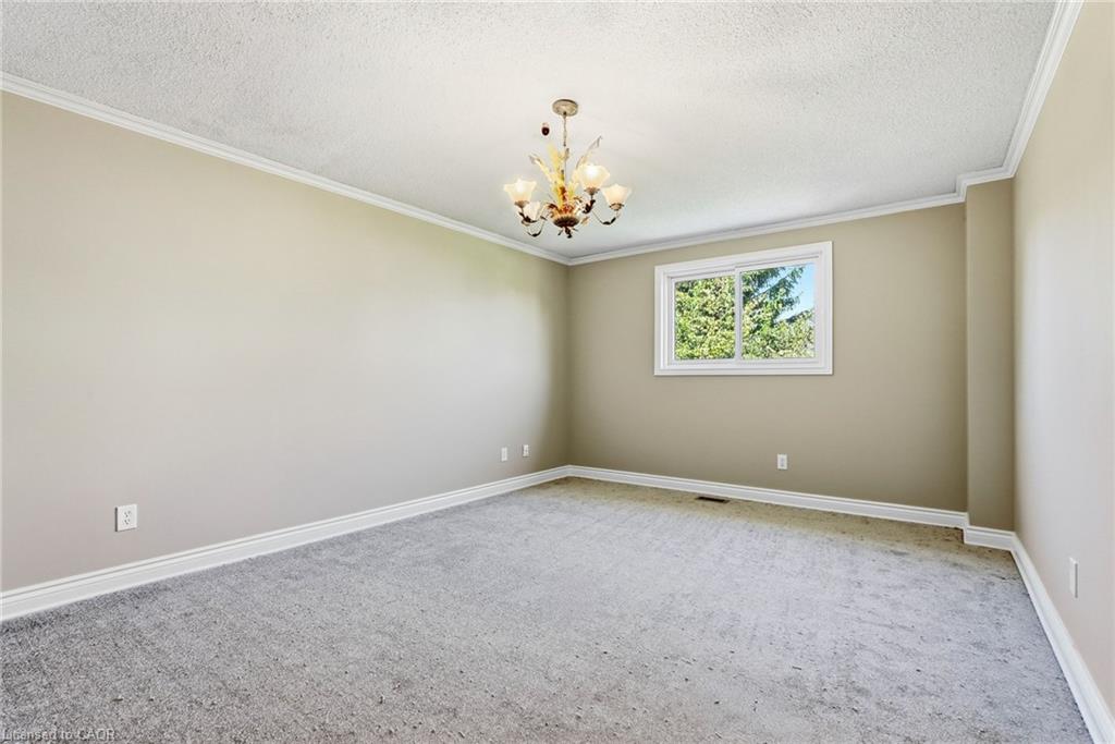 121 First Road W Property Photo 23