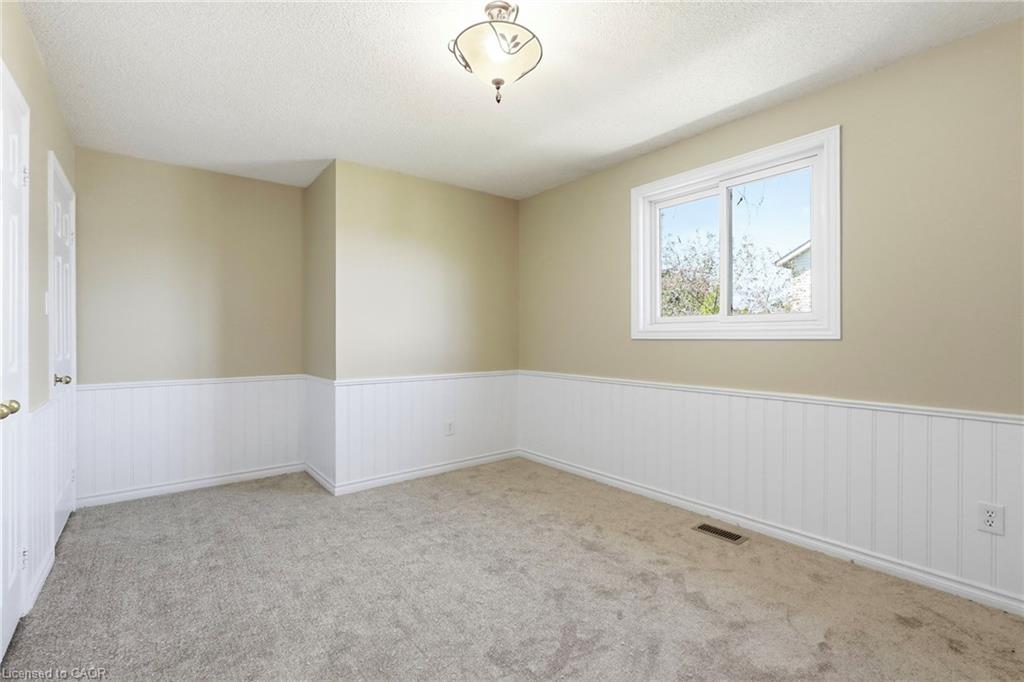 121 First Road W Property Photo 30