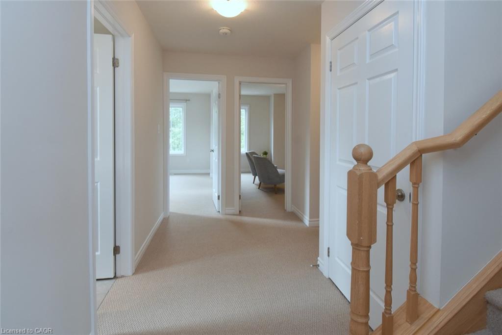 2-677 Park Road N Property Photo 20