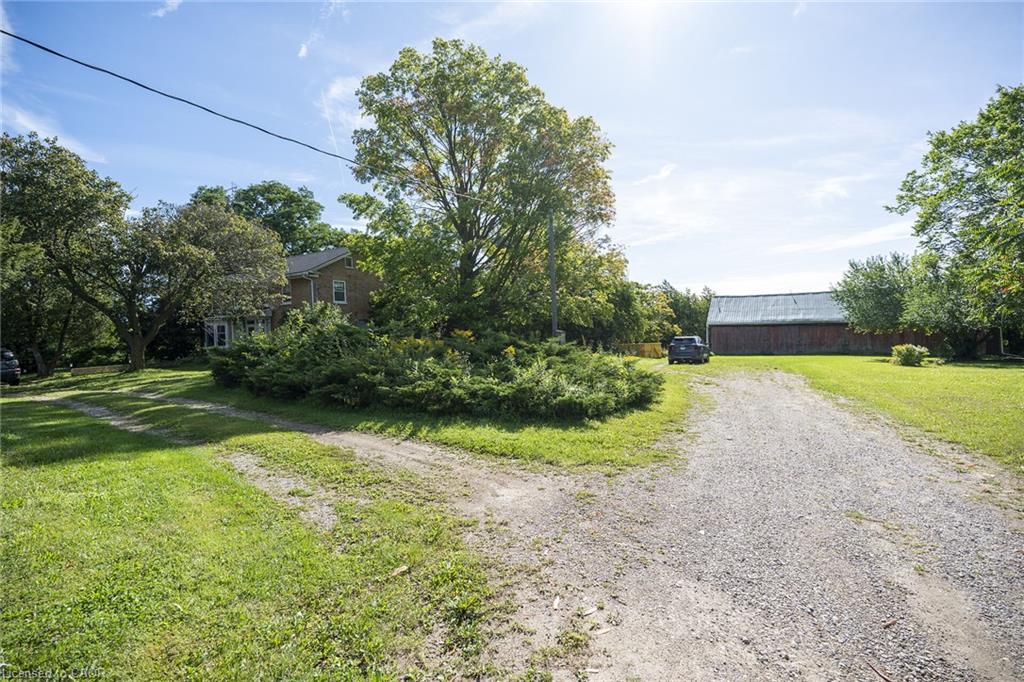 1000 Bridge Street E Property Photo 24