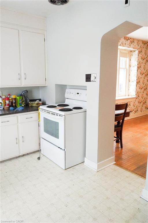 1000 Bridge Street E Property Photo 38