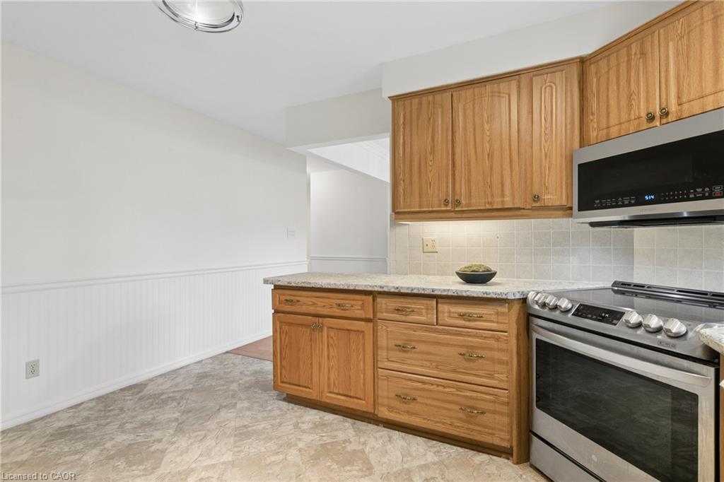 54 Hampton Place Property Photo 13