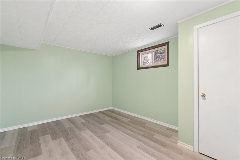 54 Hampton Place Property Photo 34