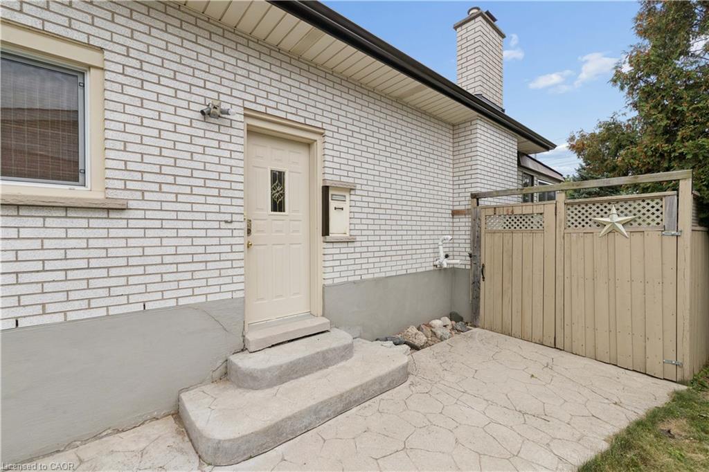 54 Hampton Place Property Photo 37