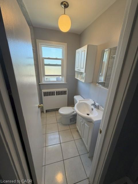32-1759 King Street E Property Photo 4