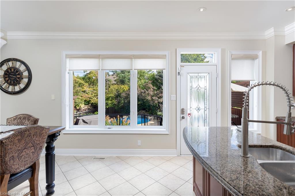 1384 Ferncrest Road Property Photo 18