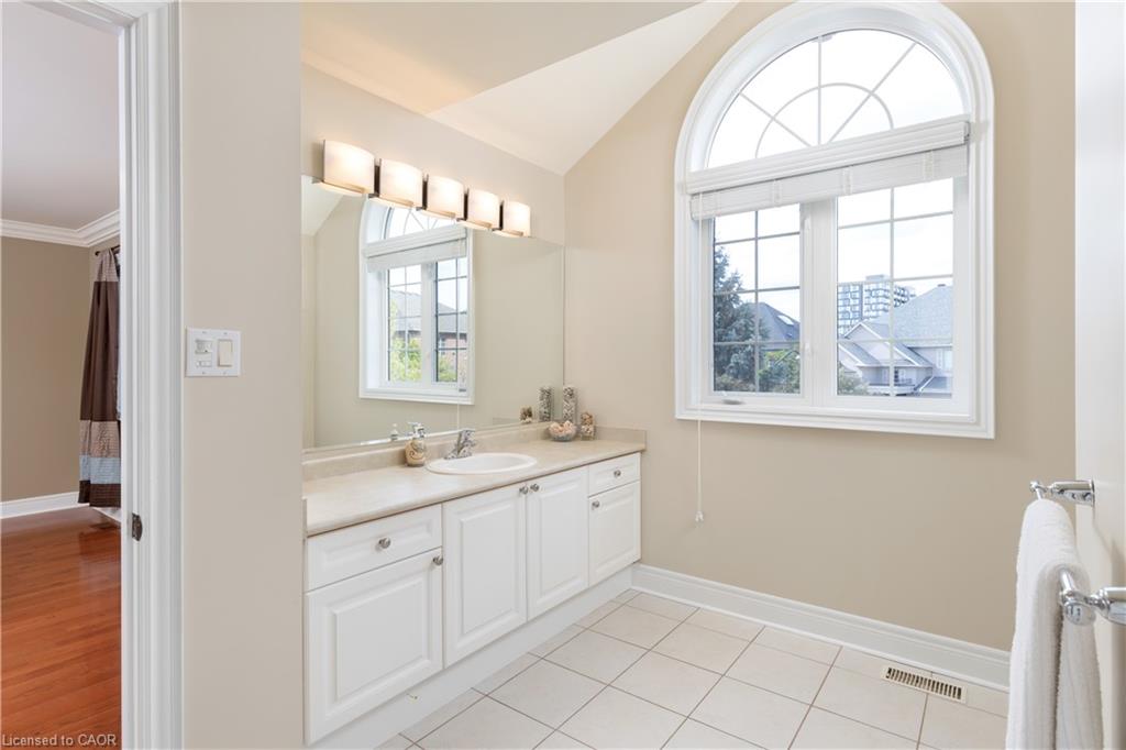 1384 Ferncrest Road Property Photo 37