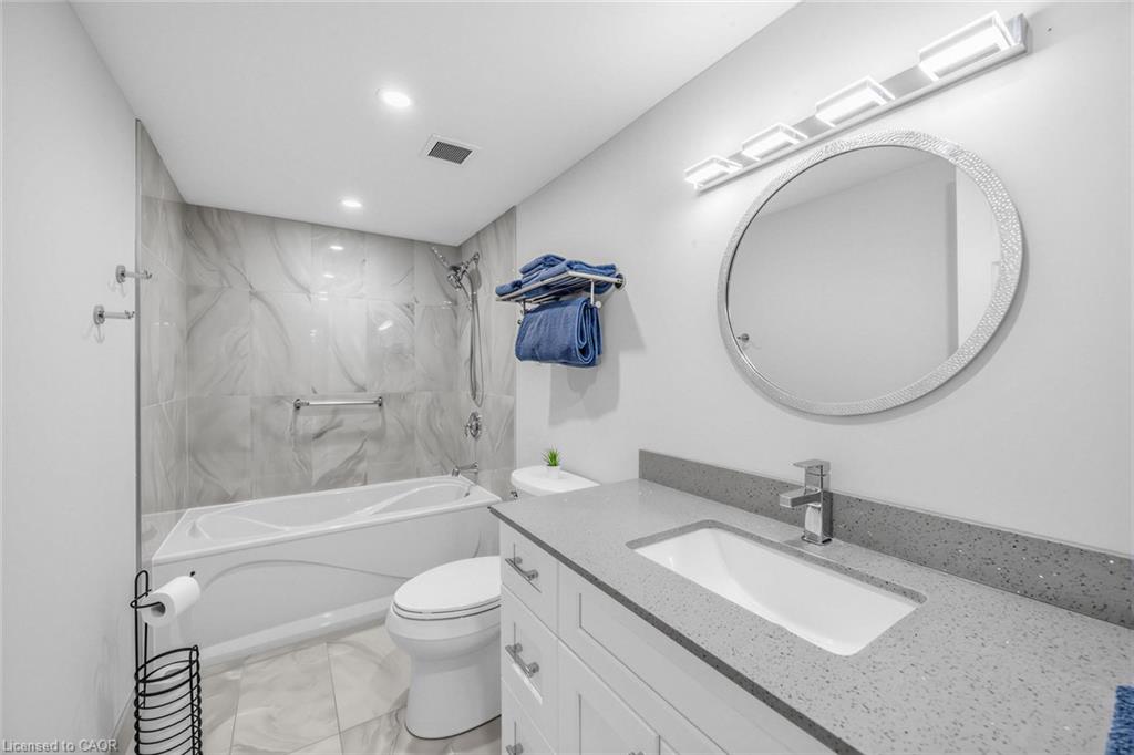 1271 Walden Circle Property Photo 18