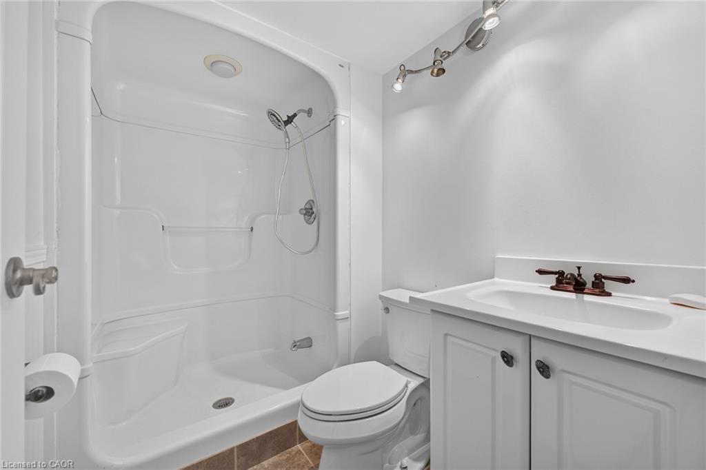 808-75 Queen Street N Property Photo 17