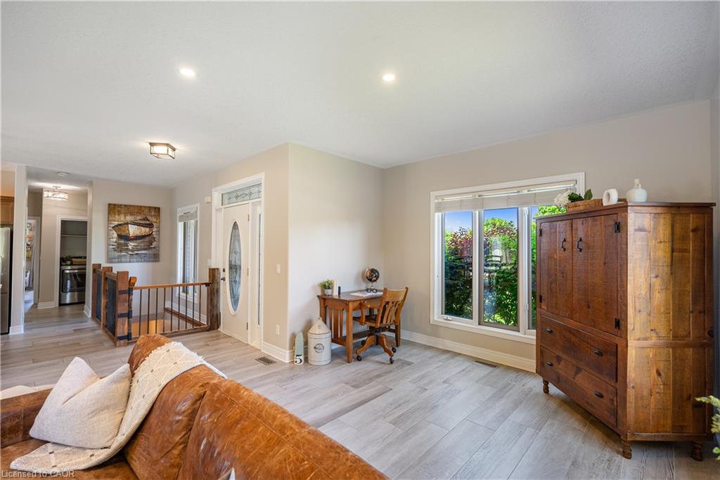 46 Sea Breeze Drive Property Photo 9