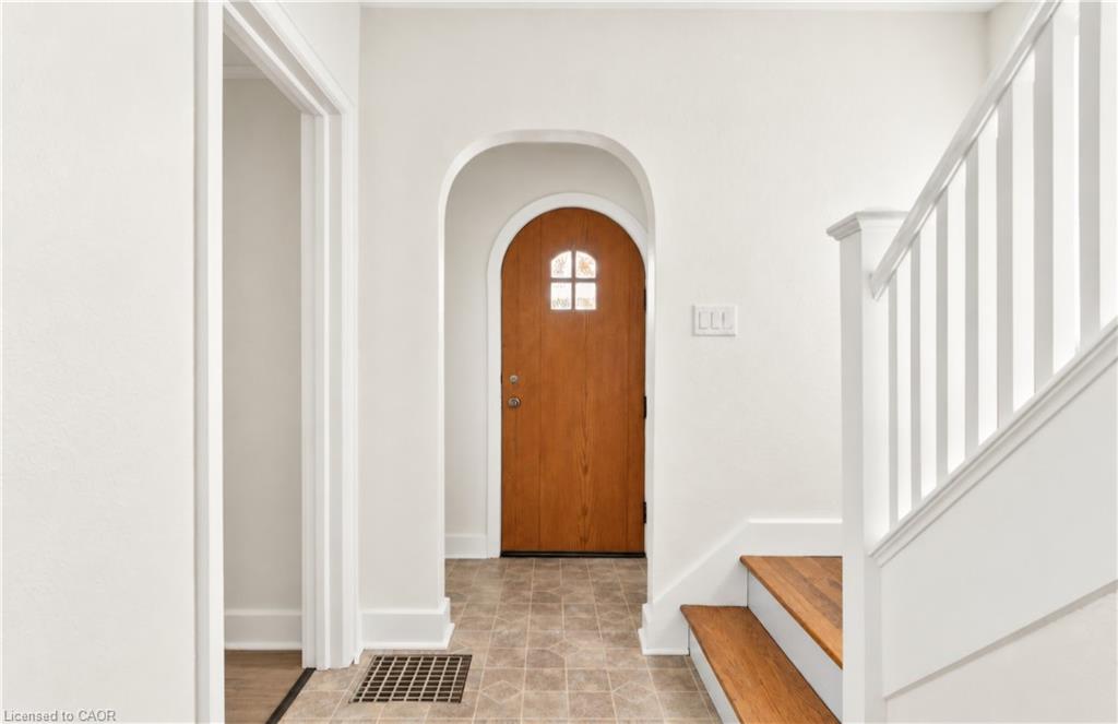 70 Jackson Avenue Property Photo 4