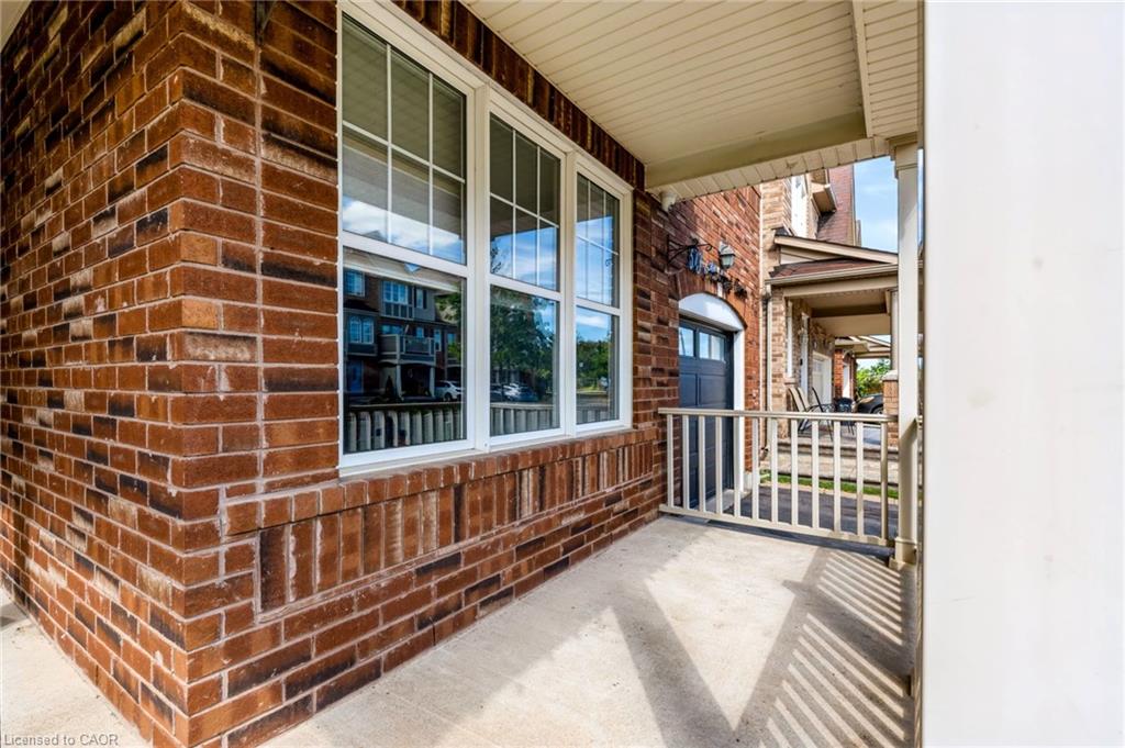 573 Attenborough Terrace Property Photo 3