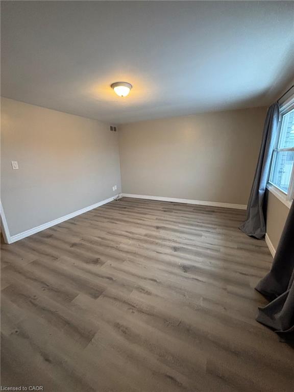 716 Indian Road N Property Photo 10