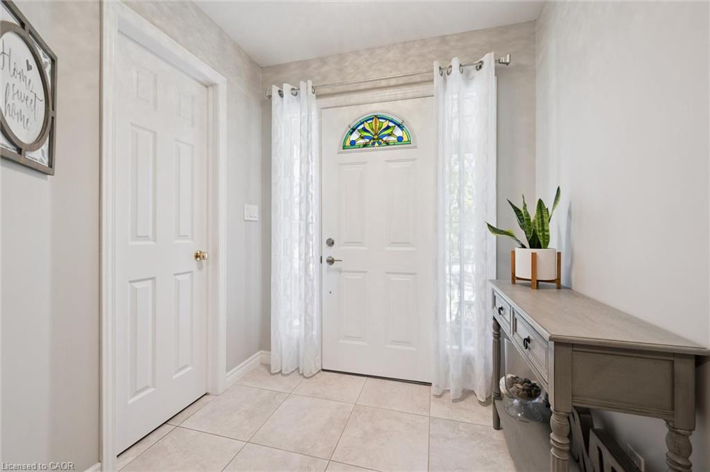 642 Interlaken Drive Property Photo 4