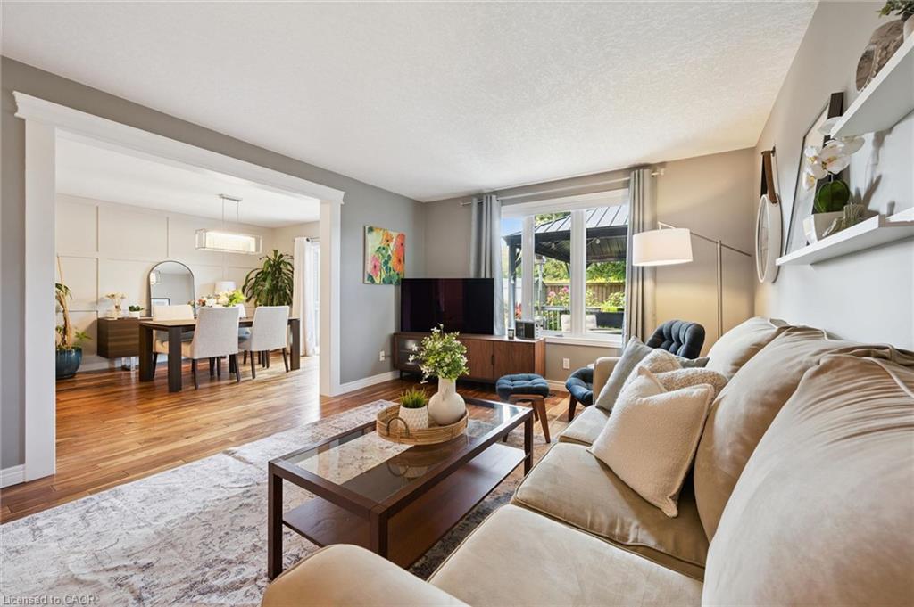 642 Interlaken Drive Property Photo 8