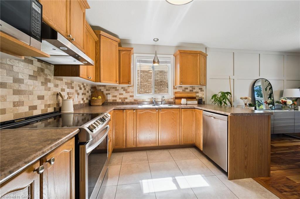 642 Interlaken Drive Property Photo 15