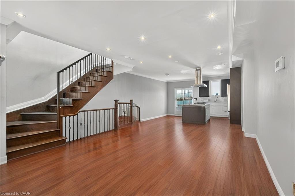 22 Jeavons Avenue Property Photo 5