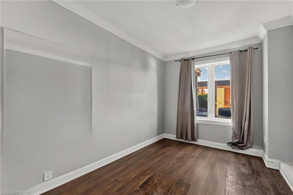 22 Jeavons Avenue Property Photo 16