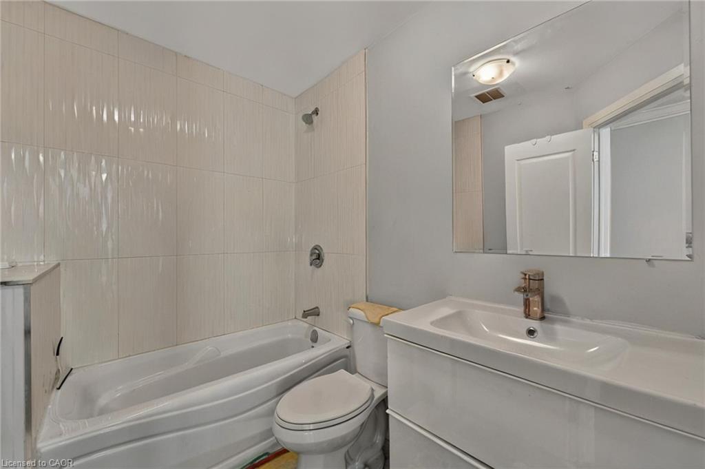 22 Jeavons Avenue Property Photo 29